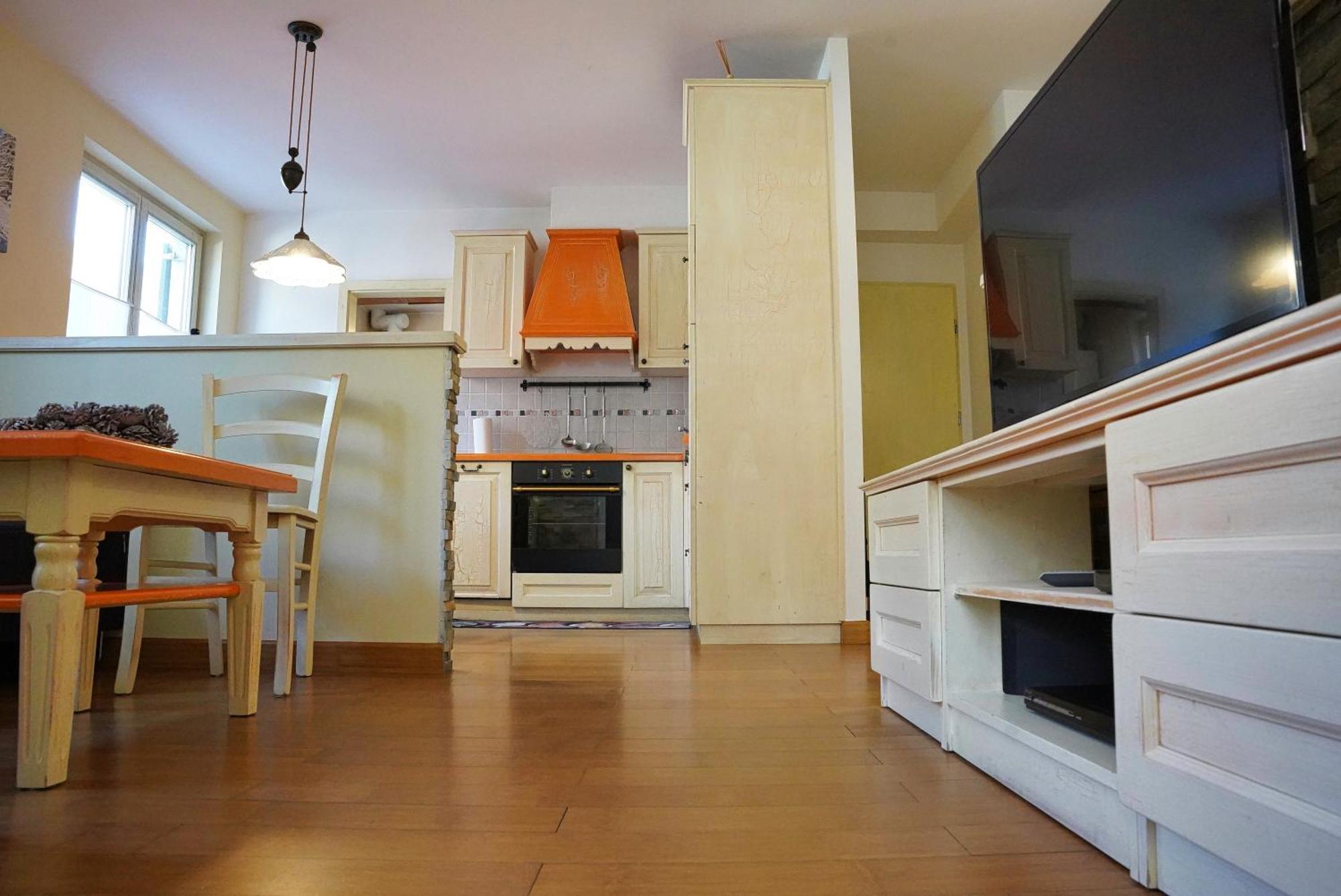 Apartment Mojstrovka With Terrace In City Center ครานสกา โกรา ภายนอก รูปภาพ